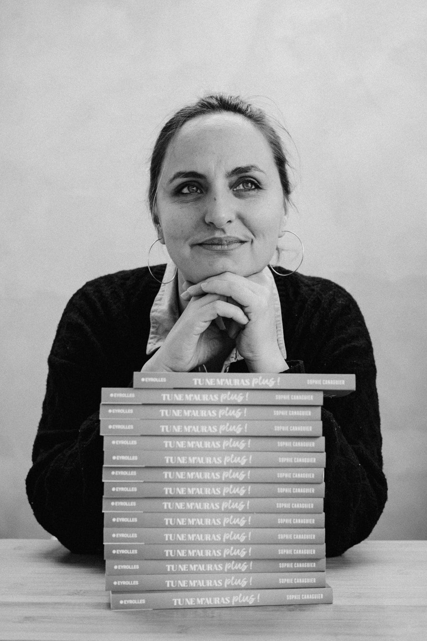 Portrait en noir et blanc de Sophie Canaguier